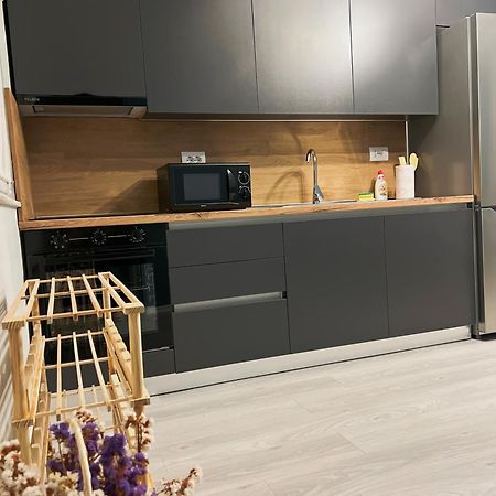 Joyful Apartment Tirana Exterior foto